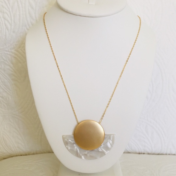Long Golden Orb Faux Stone Statement Necklace - Picture 1 of 3